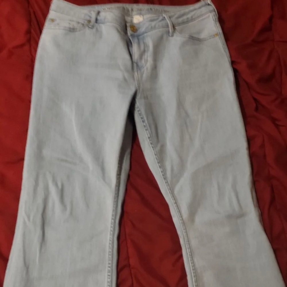 New 31/33 True Religion Flare Jeans